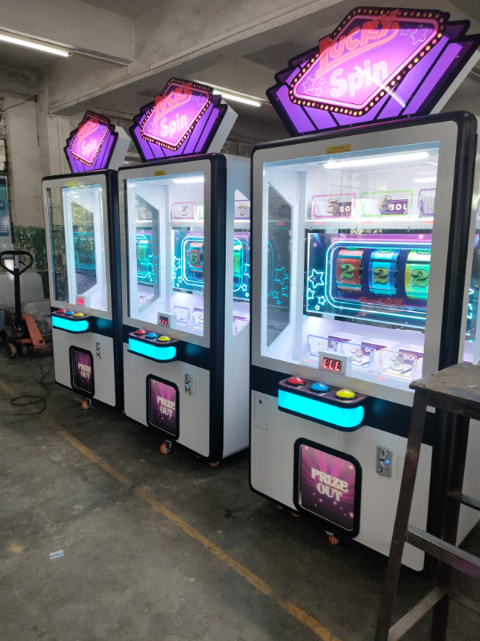 Lucky Spin Rolling 666 | Skill Prize Redemption Arcade Machine by HomingGame