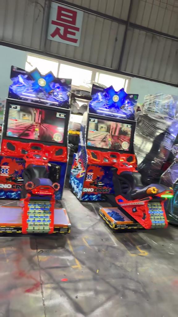 SnoCross Arcade Snowmobile Racing Machine &ndash; Motion Simulator Winter Sports Game(Order Send Email:hominggame224@gmail.com）